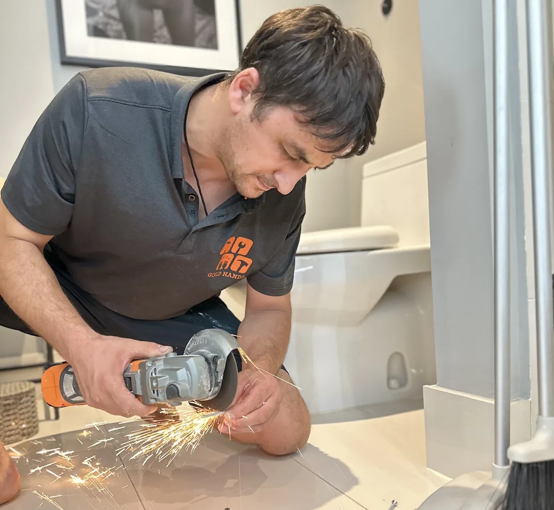 Handyman Gold Hands technician — Plumbing